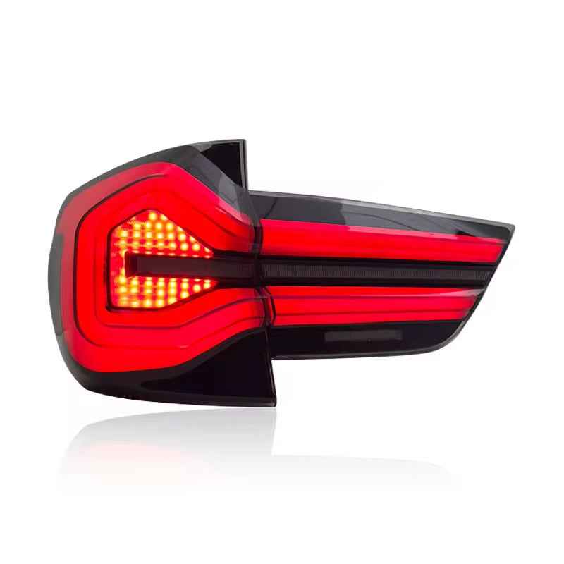 BMW X3 F25 (2010–2017) galiniai LED žibintai su „Streamer“ posūkio indikatoriais, modifikuota F į G serijos versija